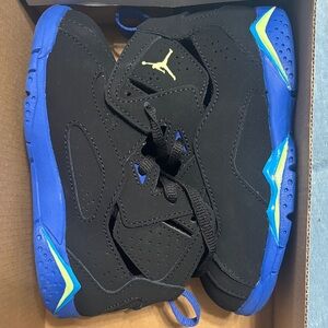 Jordan True Flight Hyper Royal TD Black And Blue 9c
